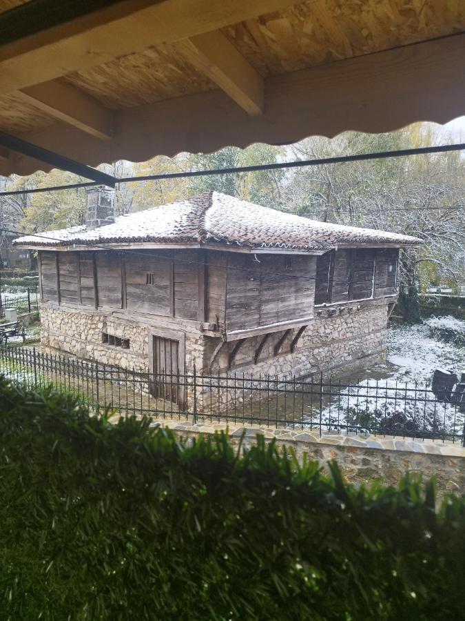 Апартамент За Гости Централ Malko Tŭrnovo Exterior photo